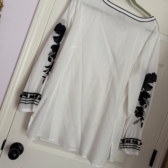 Chico's lightweight tunic top with embroidery - Boho, Peasant style SZ 12 - Picture 4 of 5